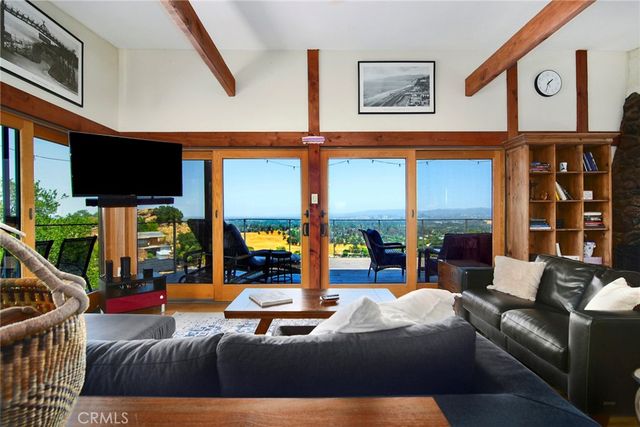 8500 Val Verde Drive, West Hills, CA 91304