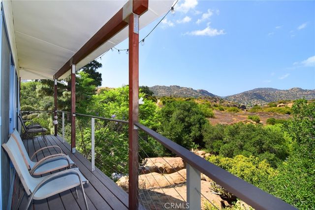 8500 Val Verde Drive, West Hills, CA 91304