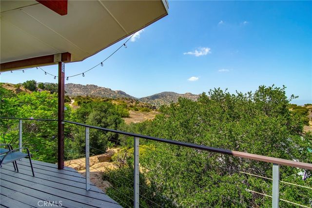 8500 Val Verde Drive, West Hills, CA 91304