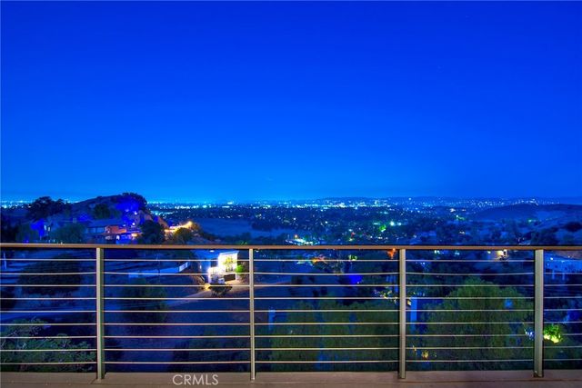 8500 Val Verde Drive, West Hills, CA 91304