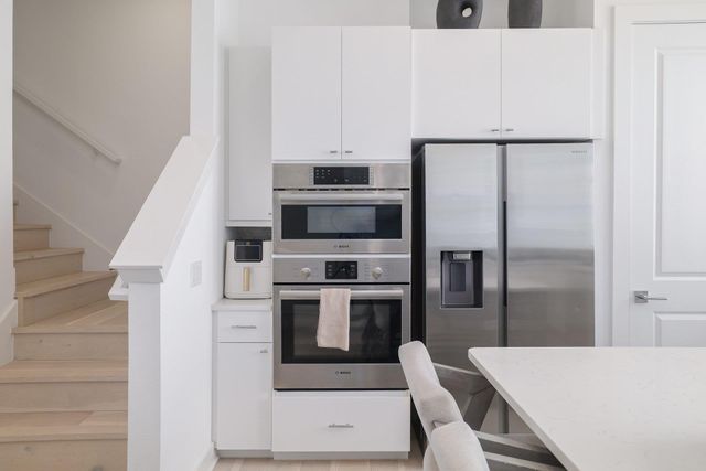 2715 Estonia PATH, Austin, TX 78741