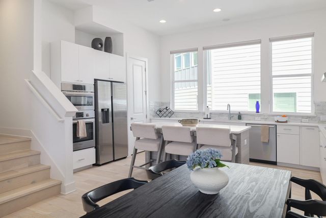 2715 Estonia PATH, Austin, TX 78741
