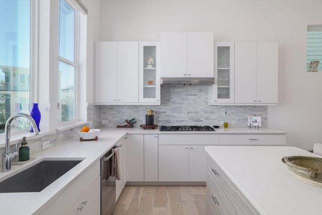 2715 Estonia PATH, Austin, TX 78741