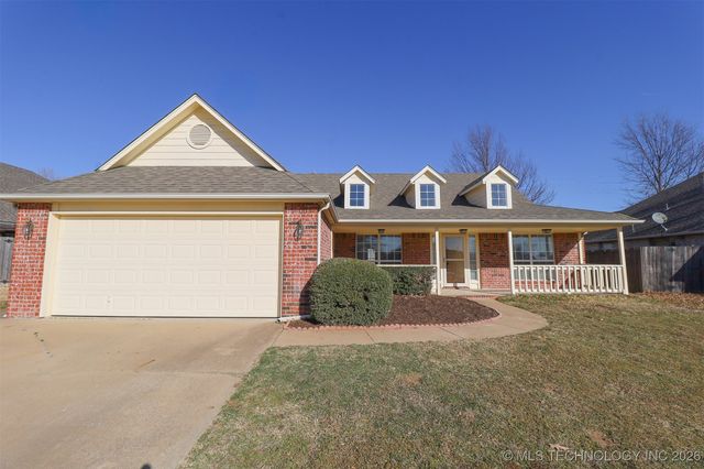11003 E 95th Place North, Owasso, OK 74055