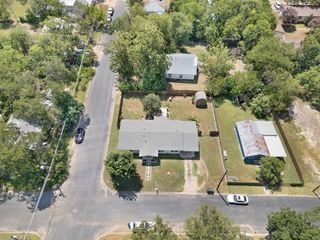 209 E Live Oak ST, Burnet, TX 78611