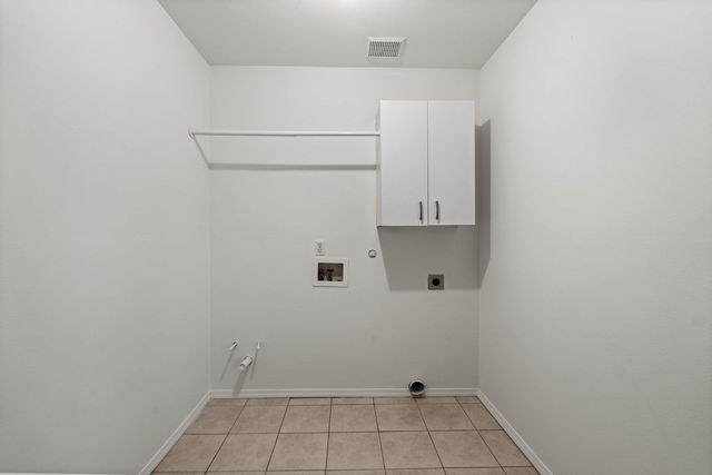 3408 E 48th Ct, Spokane, WA 99223