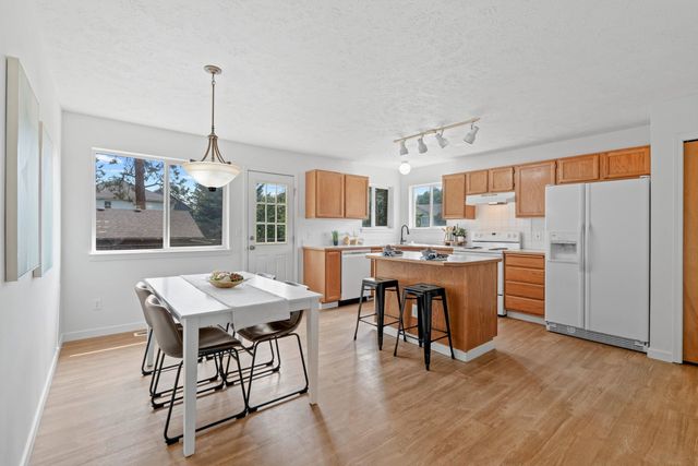 3408 E 48th Ct, Spokane, WA 99223