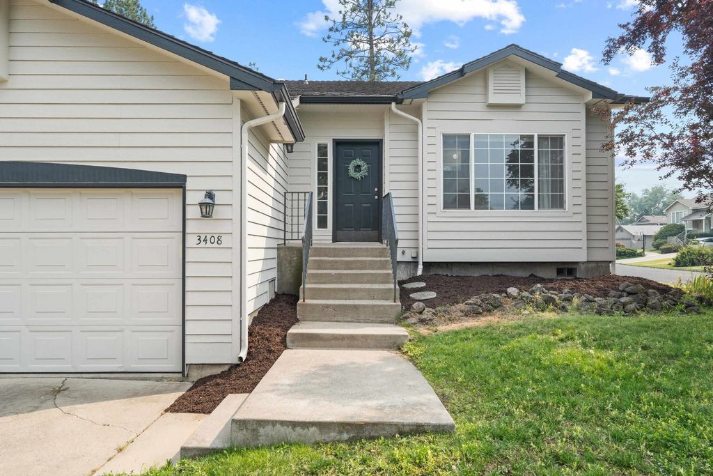 3408 E 48th Ct, Spokane, WA 99223 photo 2