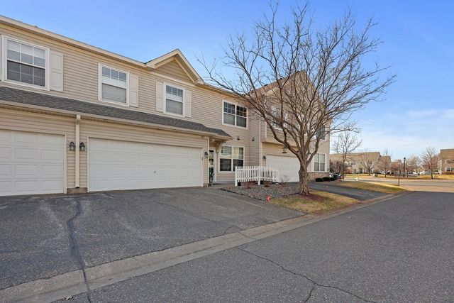 1871 Wildflower Court, Shoreview, MN 55126