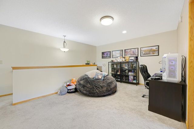 1871 Wildflower Court, Shoreview, MN 55126