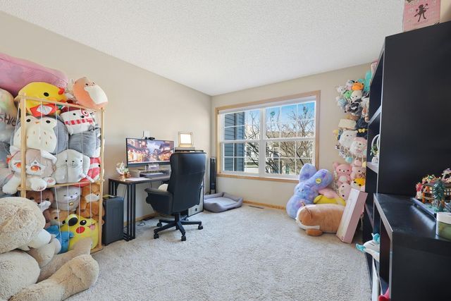 1871 Wildflower Court, Shoreview, MN 55126