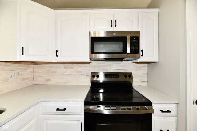6637 Sunbury Drive, Indianapolis, IN 46241