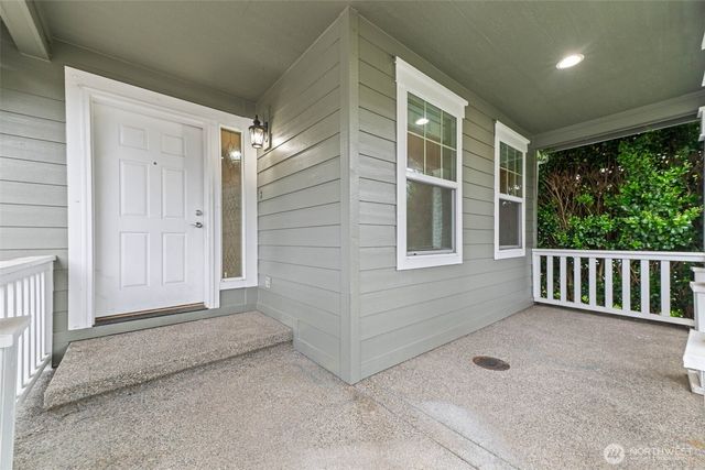7076 Prism Street SE, Lacey, WA 98513