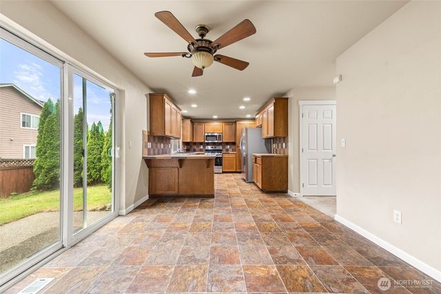 7076 Prism Street SE, Lacey, WA 98513
