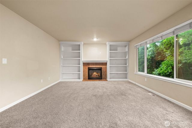 7076 Prism Street SE, Lacey, WA 98513