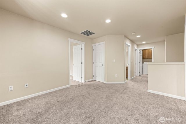7076 Prism Street SE, Lacey, WA 98513