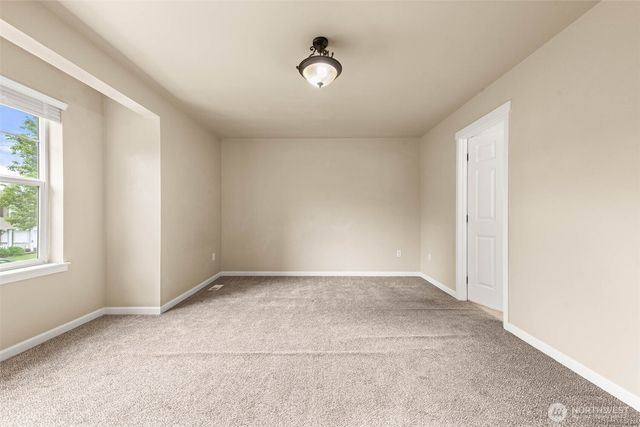 7076 Prism Street SE, Lacey, WA 98513