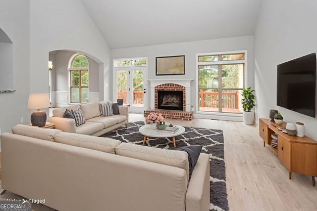 165 Elenor Drive, Fayetteville, GA 30215