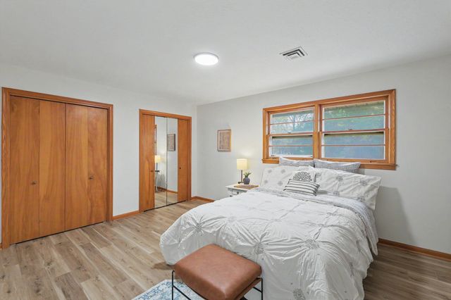 801 E Goeldner, Derby, KS 67037