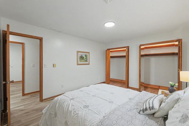801 E Goeldner, Derby, KS 67037