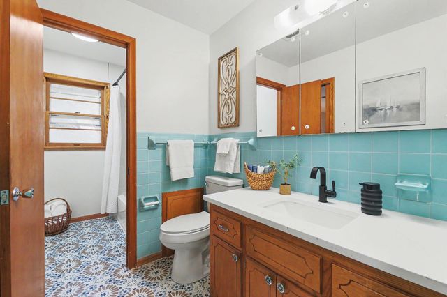 801 E Goeldner, Derby, KS 67037