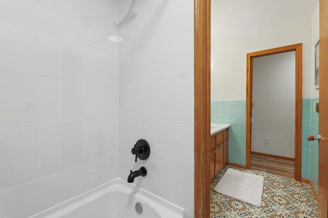 801 E Goeldner, Derby, KS 67037