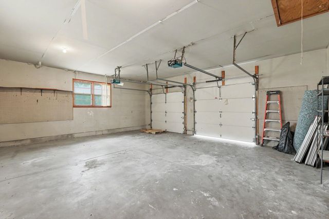 801 E Goeldner, Derby, KS 67037
