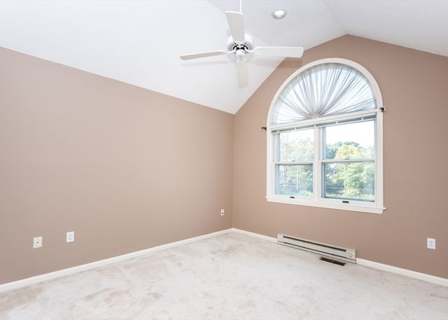 285 Bishops Forest Dr 285, Waltham, MA 02452