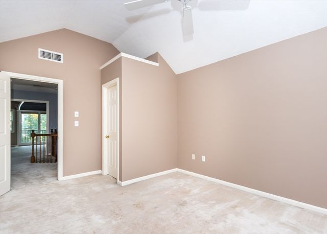 285 Bishops Forest Dr 285, Waltham, MA 02452