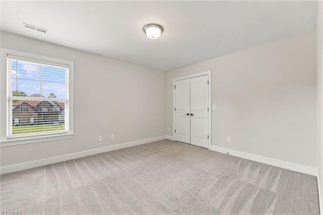 7909 Hopkins Farm Drive, Browns Summit, NC 27214