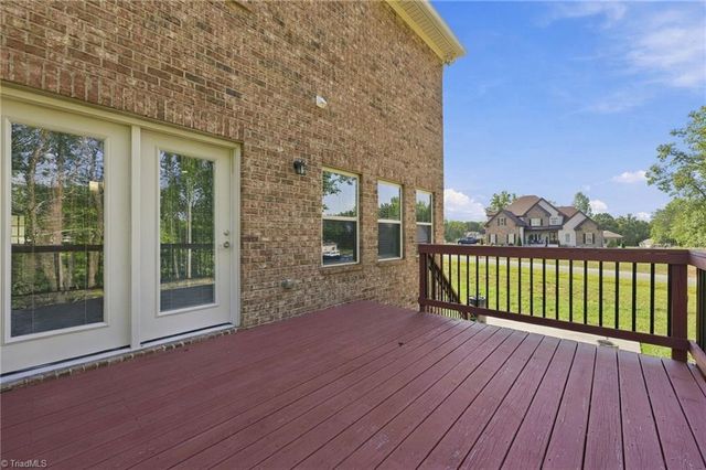 7909 Hopkins Farm Drive, Browns Summit, NC 27214
