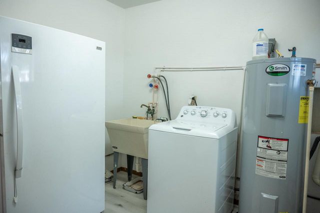 N11898 County Road G, Necedah, WI 54646