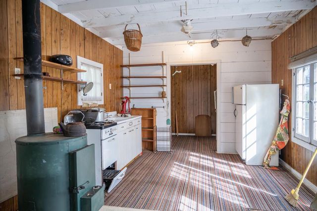 N11898 County Road G, Necedah, WI 54646