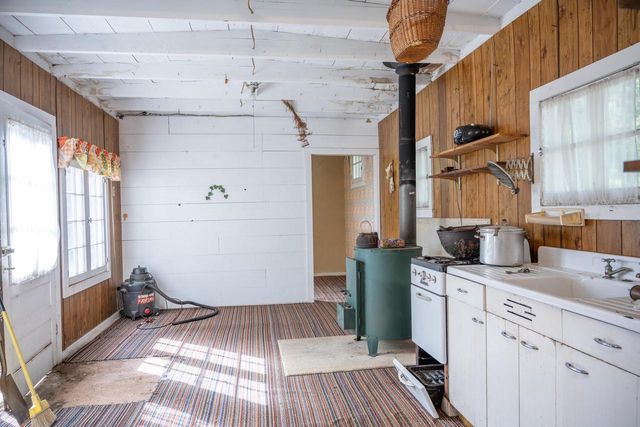 N11898 County Road G, Necedah, WI 54646