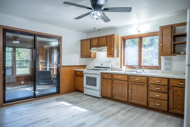 N11898 County Road G, Necedah, WI 54646