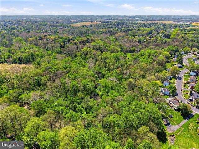 259 IRONSTONE RIDGE RD, Lancaster, PA 17603