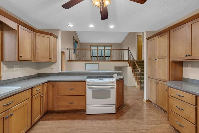 7601 93rd Avenue NE, Spicer, MN 56288