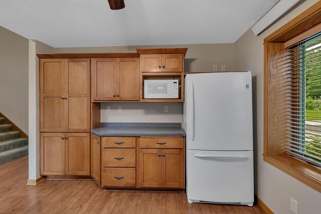 7601 93rd Avenue NE, Spicer, MN 56288