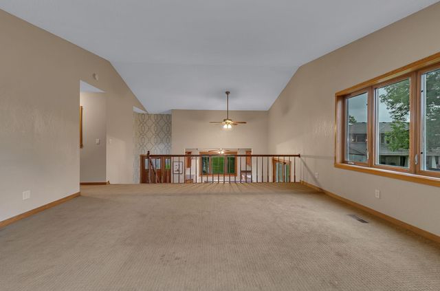 7601 93rd Avenue NE, Spicer, MN 56288