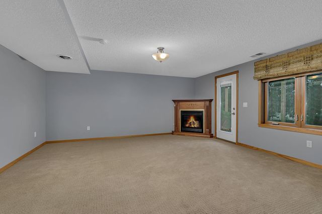 7601 93rd Avenue NE, Spicer, MN 56288