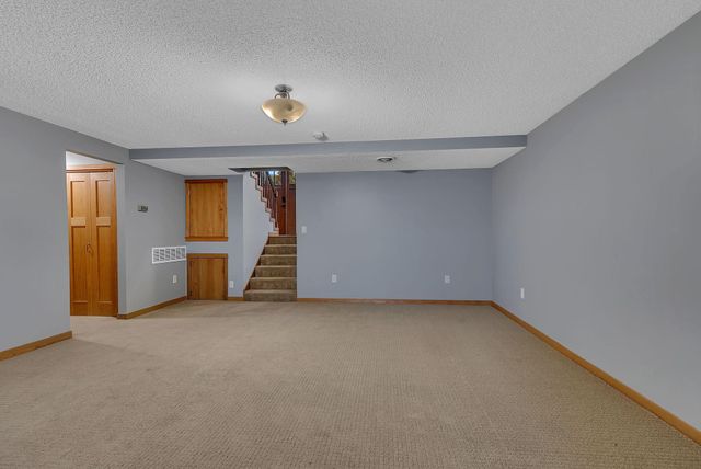 7601 93rd Avenue NE, Spicer, MN 56288