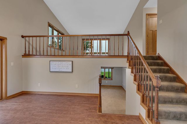 7601 93rd Avenue NE, Spicer, MN 56288