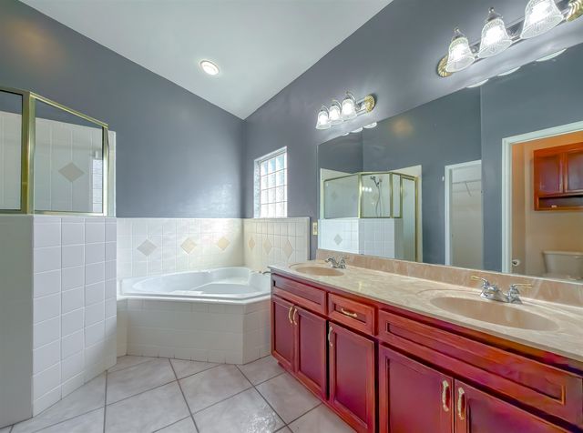 3327 Dartmouth Drive, Tallahassee, FL 32317