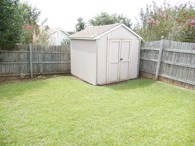 3327 Dartmouth Drive, Tallahassee, FL 32317