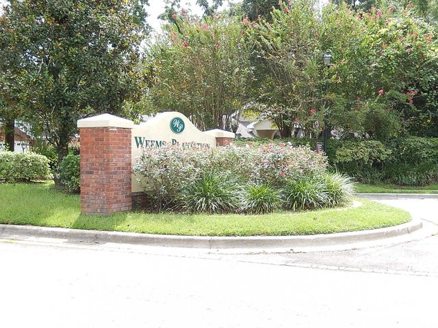 3327 Dartmouth Drive, Tallahassee, FL 32317