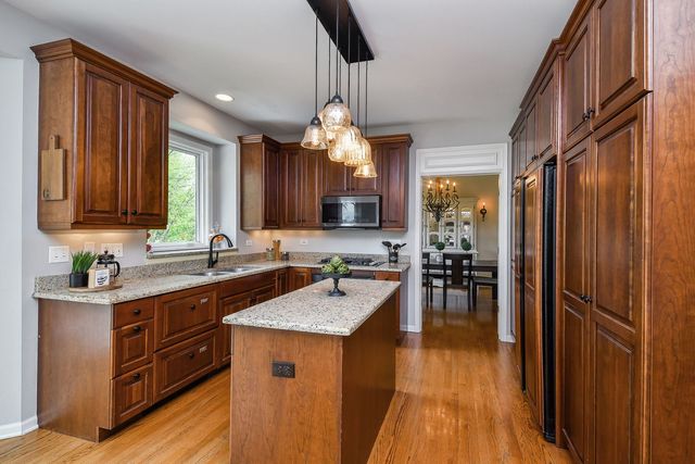510 Thorne Street, Batavia, IL 60510