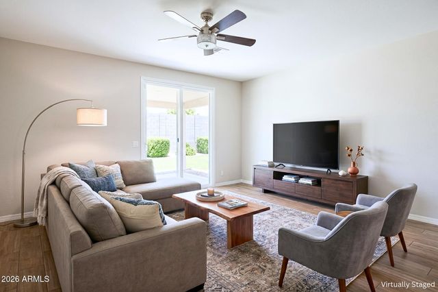 8422 W ATLANTIS Way, Tolleson, AZ 85353