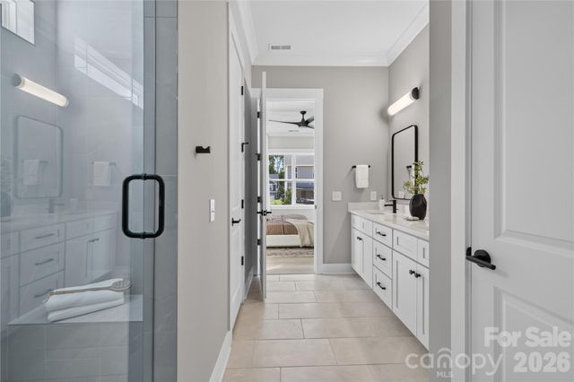 3875 12th Street Court NE, Hickory, NC 26801