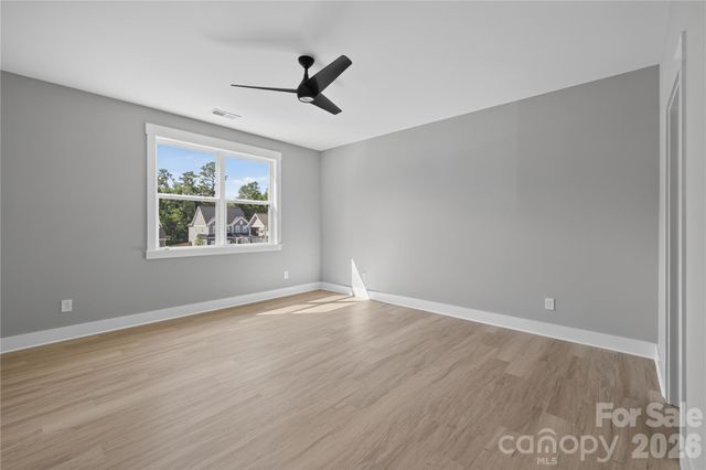 3875 12th Street Court NE, Hickory, NC 26801