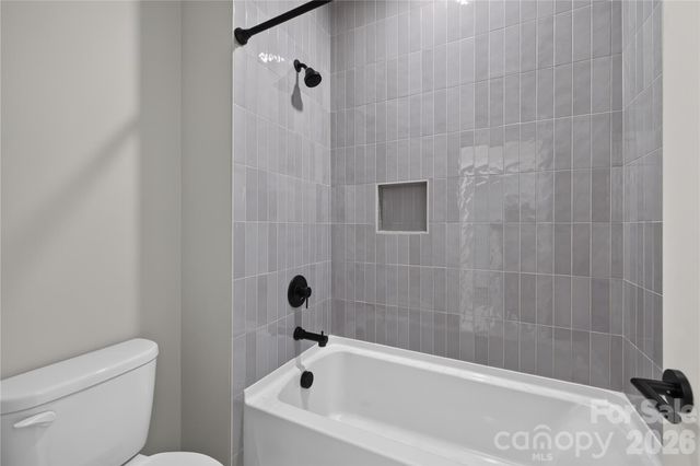 3875 12th Street Court NE, Hickory, NC 26801